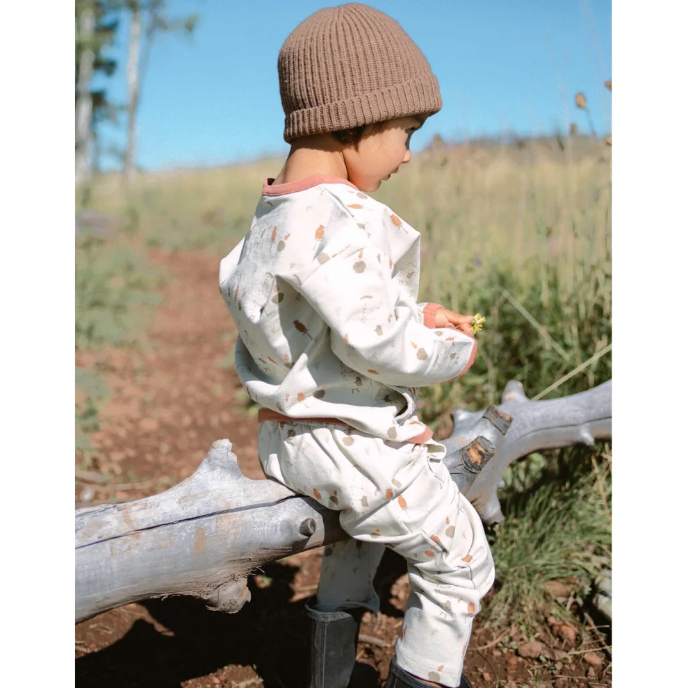 Auntie Me - Organic Goat Making Pottery Trousers