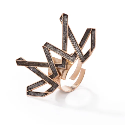 Zoya İstanbul - Five Pointed Harmony Balance Ring