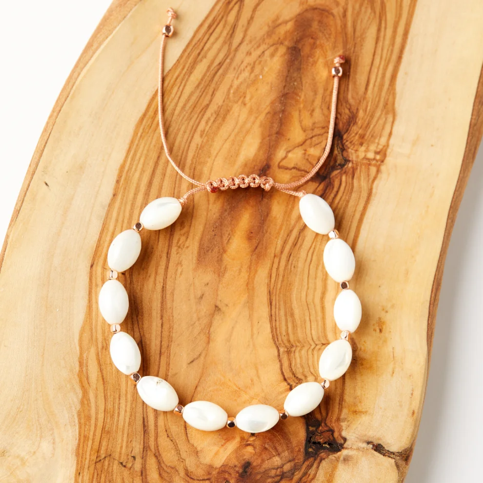 Moods And Goods - Mother Of Pearl Bracelet