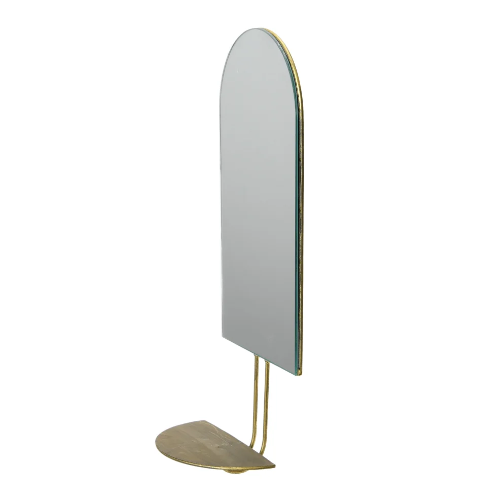 Warm Design	 - Metal Framed Shelf Wall Mirror