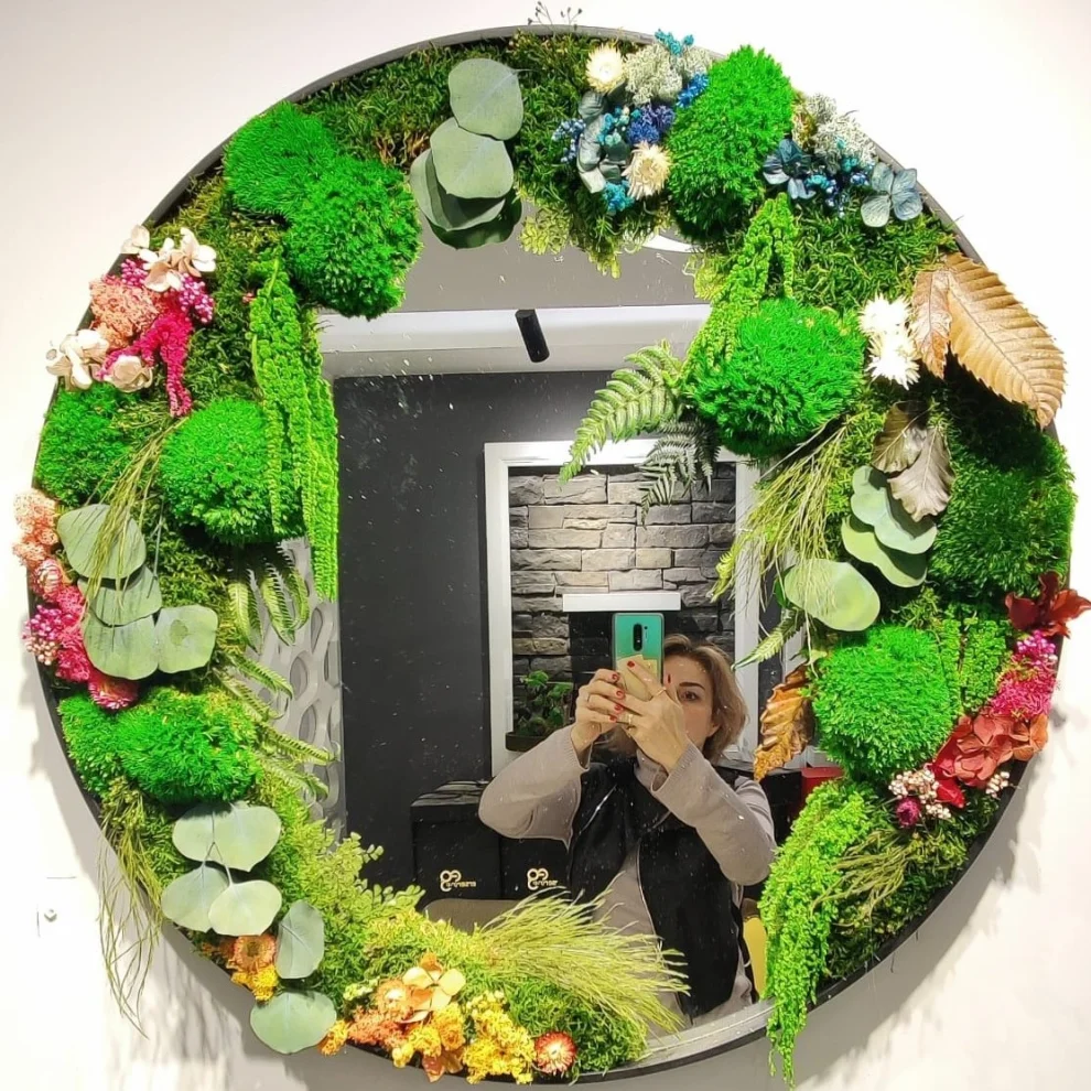 Fiplantart Works - Moss Mirror