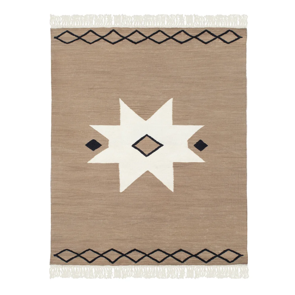 Figure - Aster Kilim