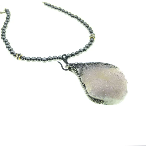 İndafelhayat - Hematite Stone Desert Amethyst Crystal Necklace