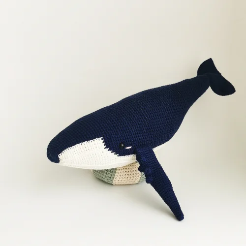 Symsad Crochet - Angelica Whale Toy