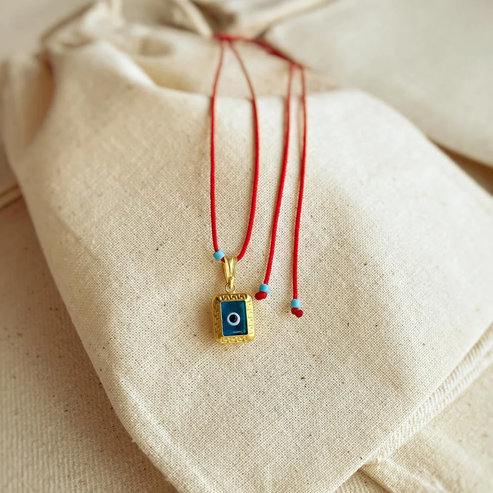 The Pheia - Vintage Evil Eye String Necklace