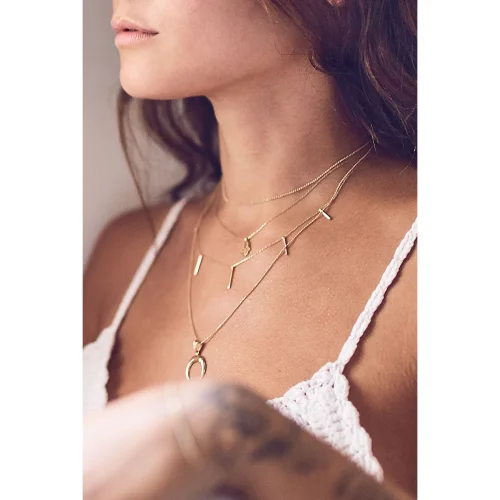 Cult & Glint - Less Is Less Choker Necklace