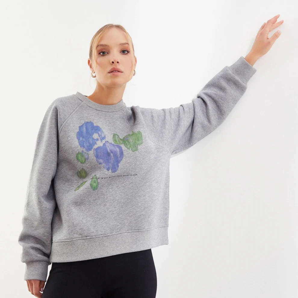 Auric - Digital Floral Printed Sweatshirt Hoodie
