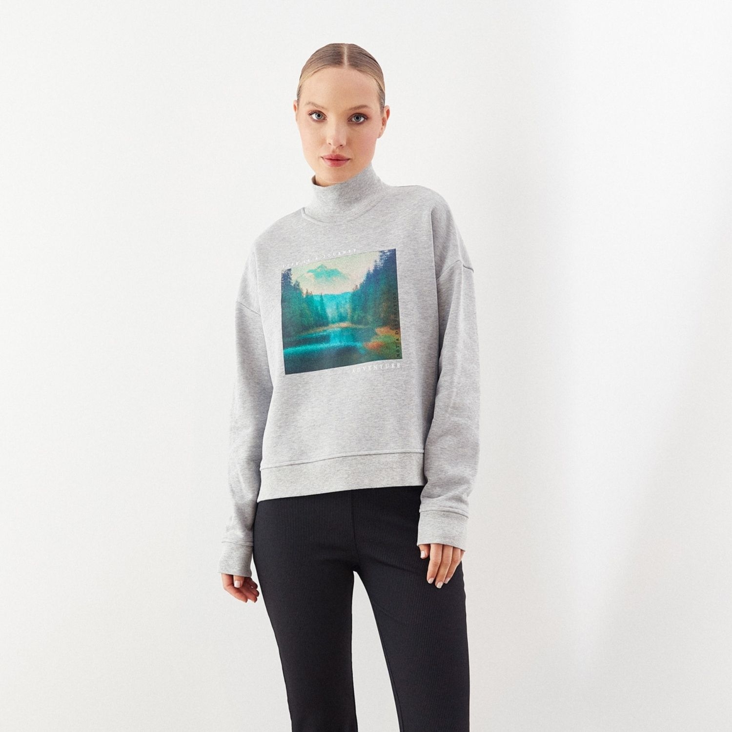 CREATIVE Collar Sweatshirt - スウェット