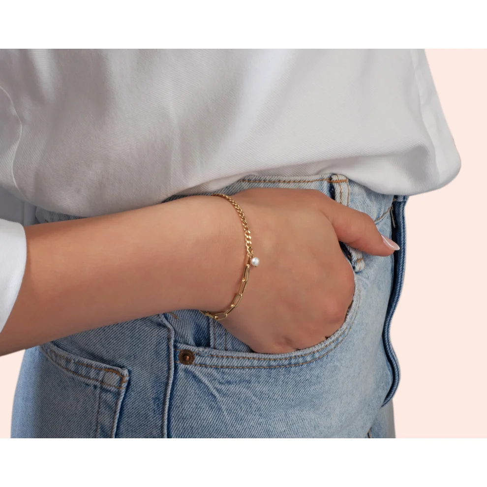 Cult & Glint - Seesaw Bracelet