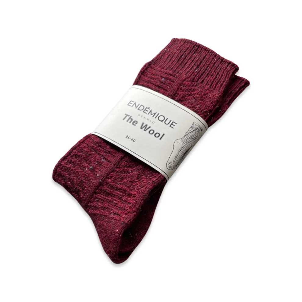 Endemique Studio - The Wool Maroon Socks