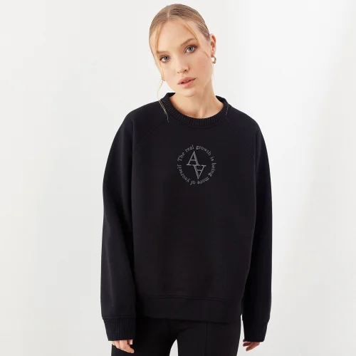 Auric - Logo Embroidered Knitwear Mix Bonded Sweatshirt