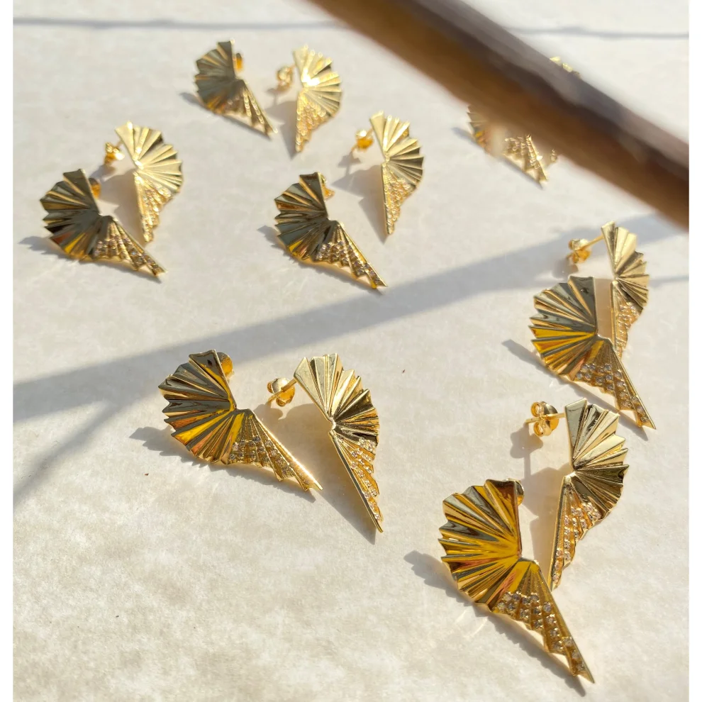 Yazgi Sungur Jewelry - Fan Collection Earring