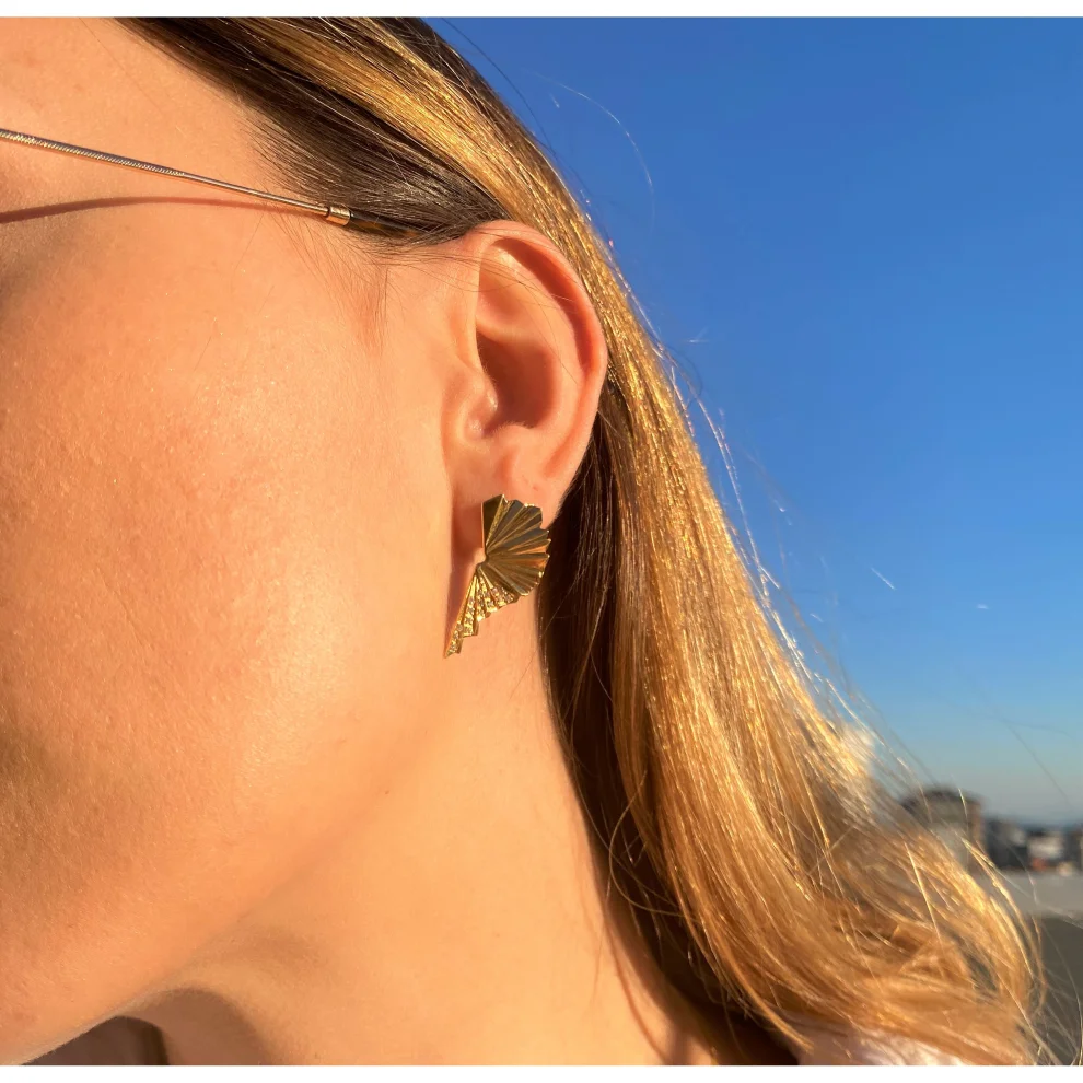 Yazgi Sungur Jewelry - Fan Collection Earring