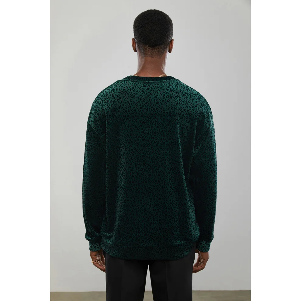 Dear Deer - Emerald Leo Velvet Sweatshirt