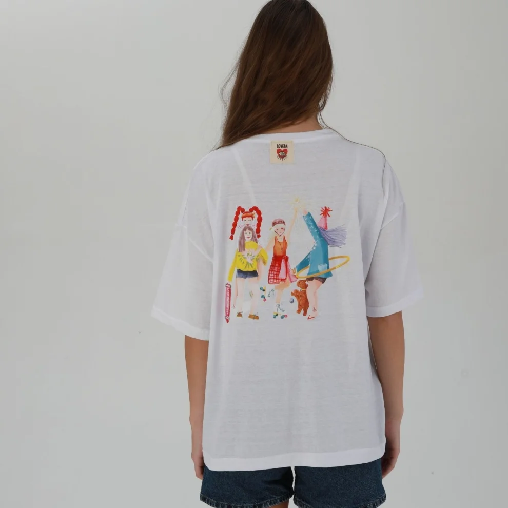 Lovera - Girl Power Club T-shirt