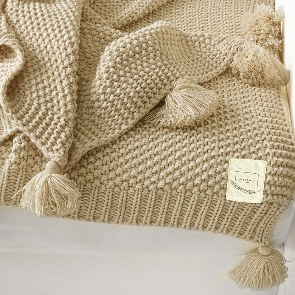 Miespiga - Coco Rice Knitted Pompom Knitwear Blanket Knitting