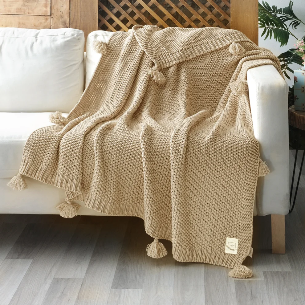 Miespiga - Coco Rice Knitted Pompom Knitwear Blanket Knitting