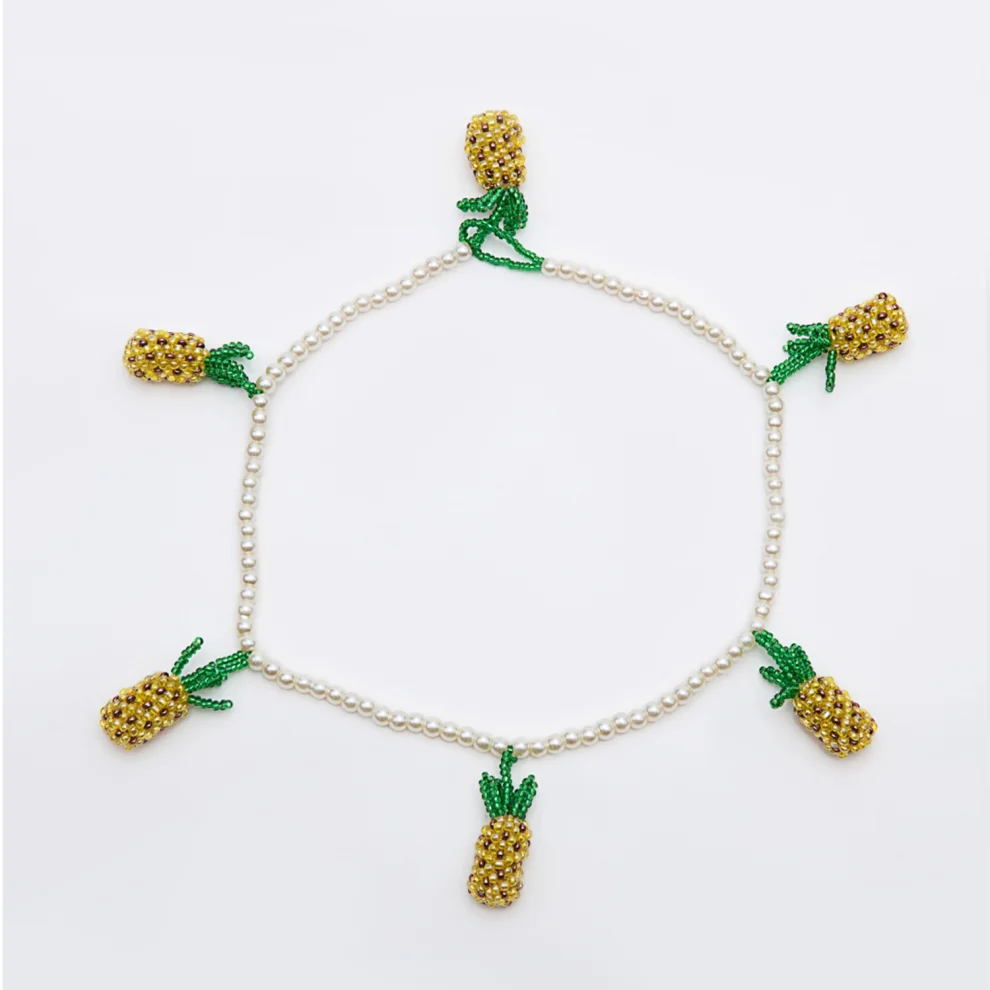Ava Villain - Pineapple Necklace