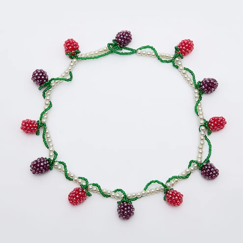 Ava Villain - Raspberry Blackberry Necklace