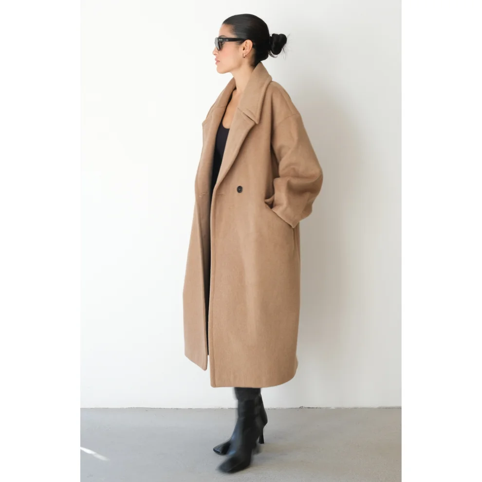 Camel 2025 masculine coat