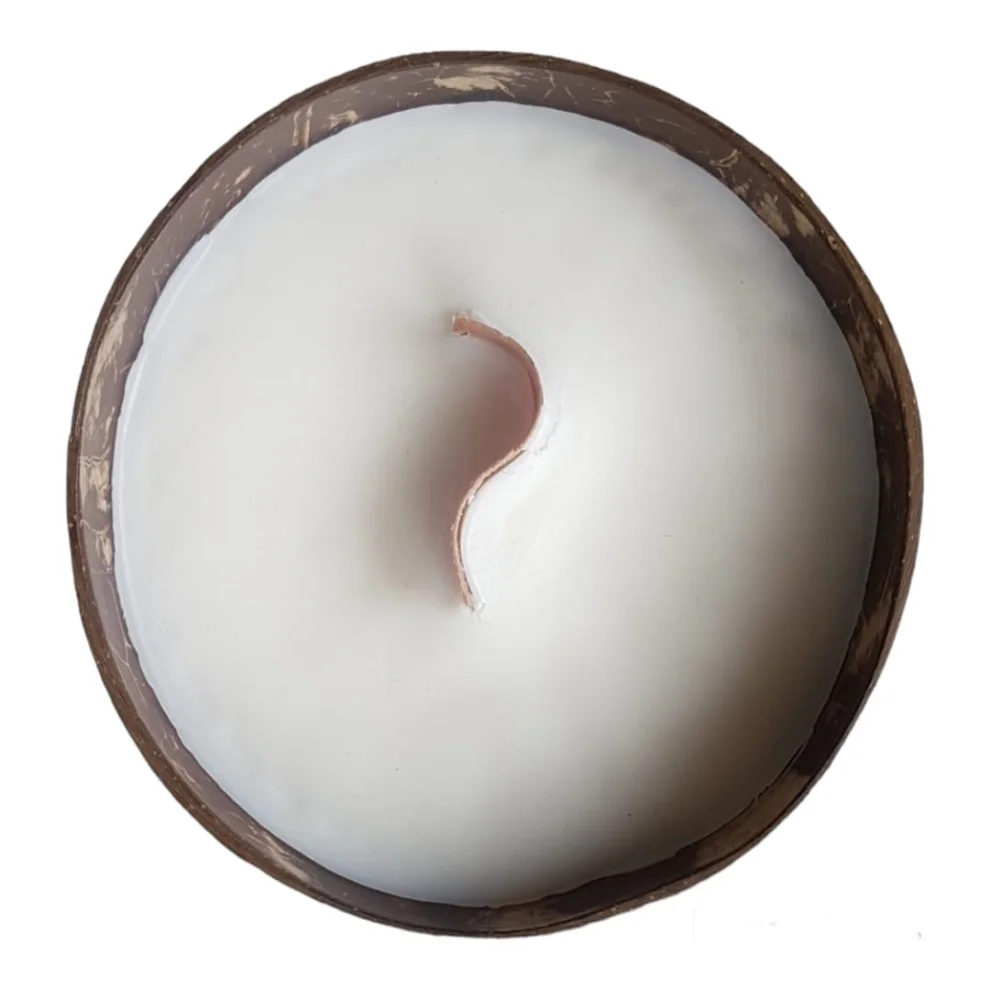 Ebru Sayer Art & Design - Coconut Bowl Soy & Coconut Wax-with