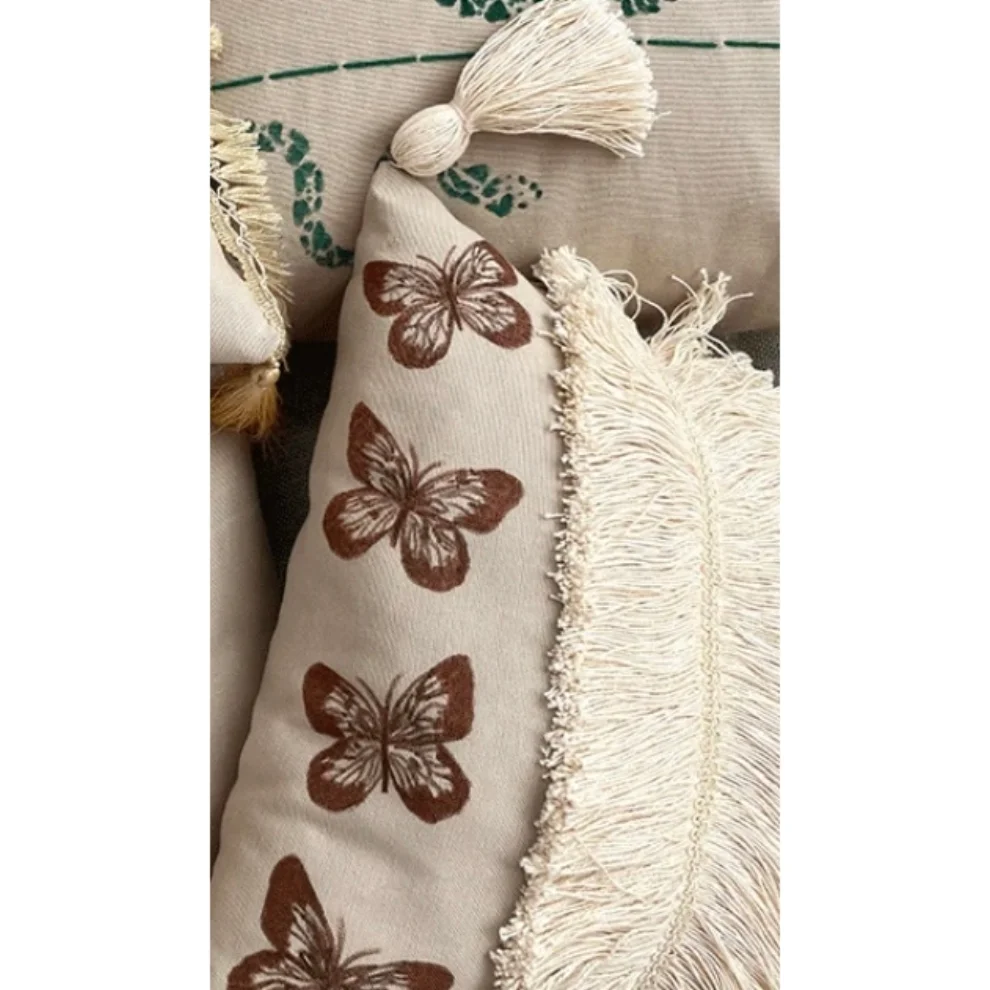 Lua - Butterfly Patterned Pillow