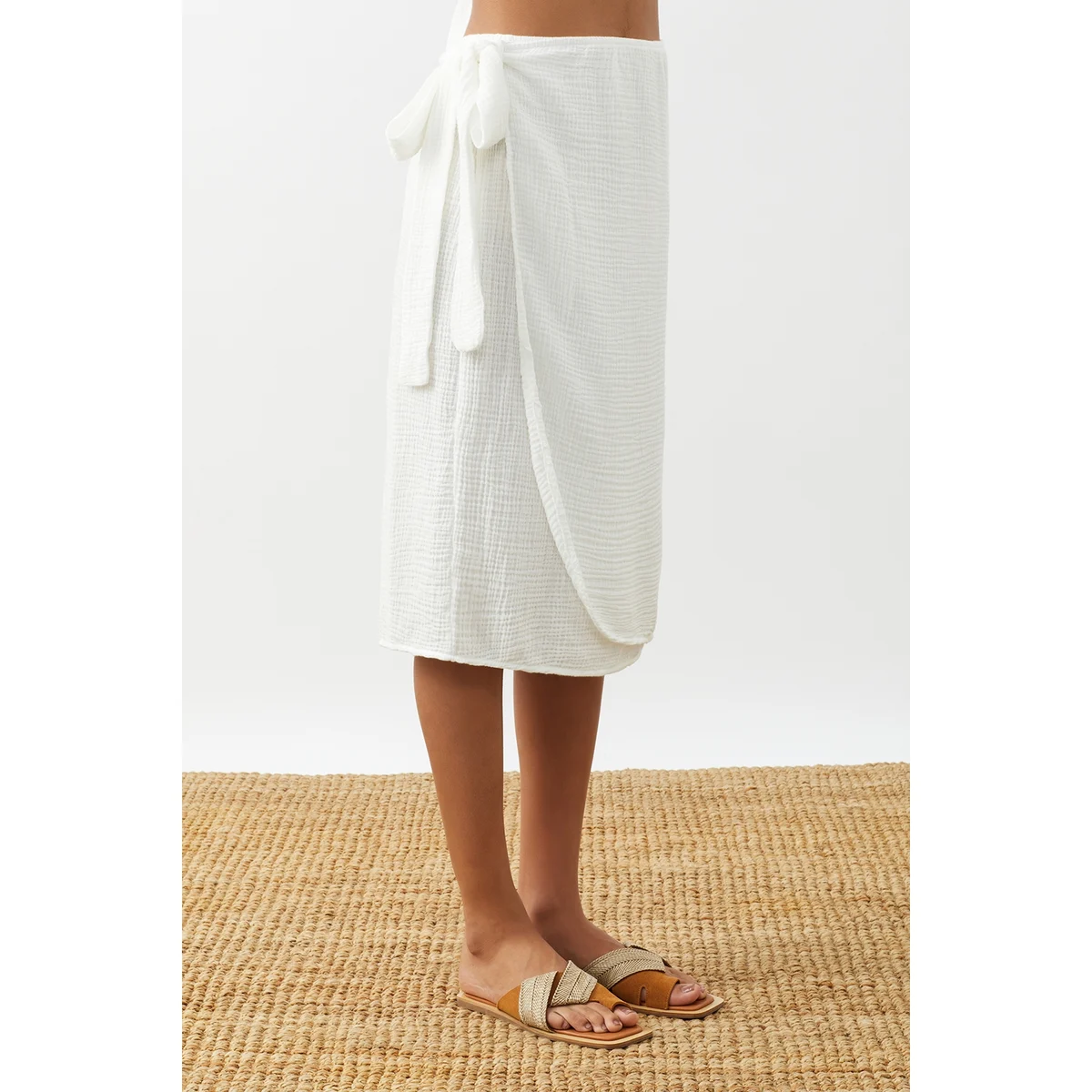 Why Emma - Tie Muslin Wrapped Skirt One Size White | hipicon