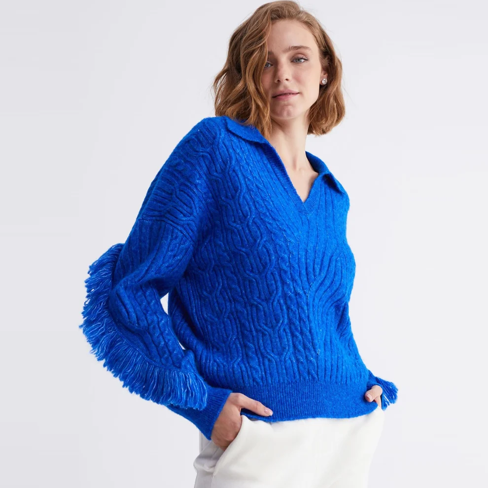 Joinus - Tasseled Polo Neck Knitwear Sweater