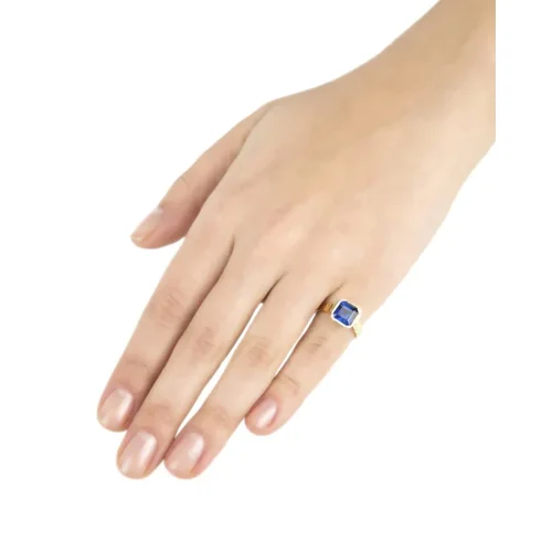 Monapetra - Square Sapphire Ring