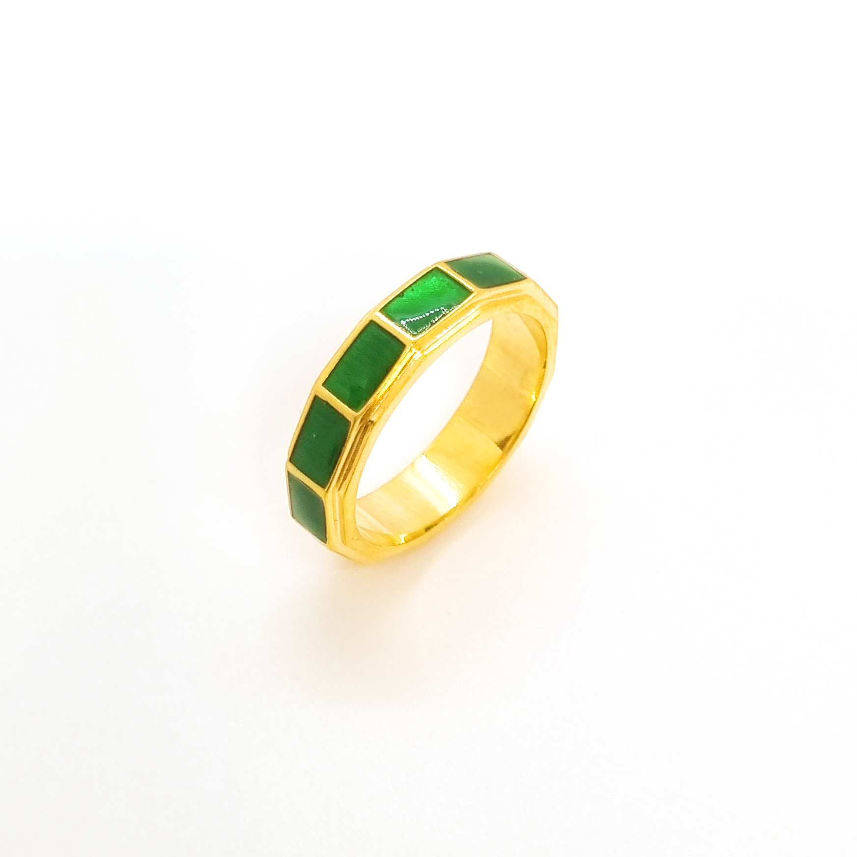 Nuir Love Full Enamel Ring