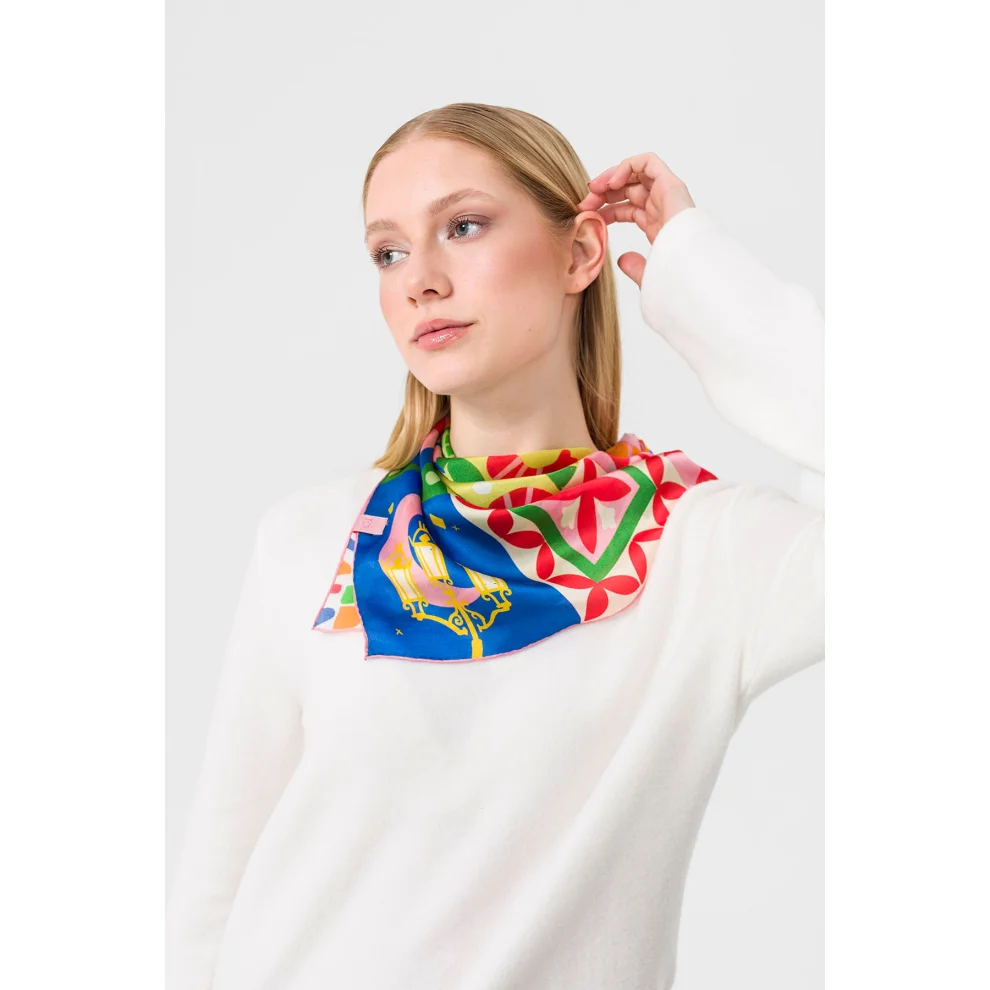 To's - Barcelona, Spain 100% Silk Foulard