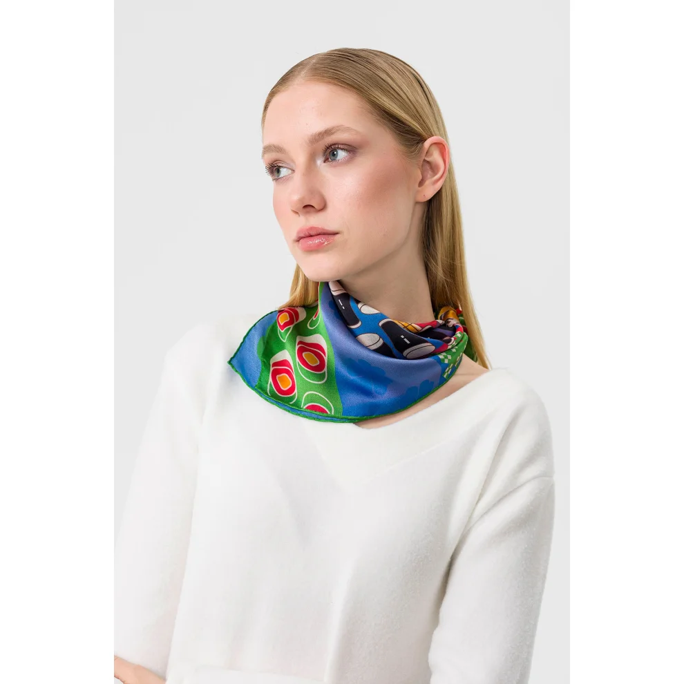 To's - Dublin, Ireland Silk Foulard