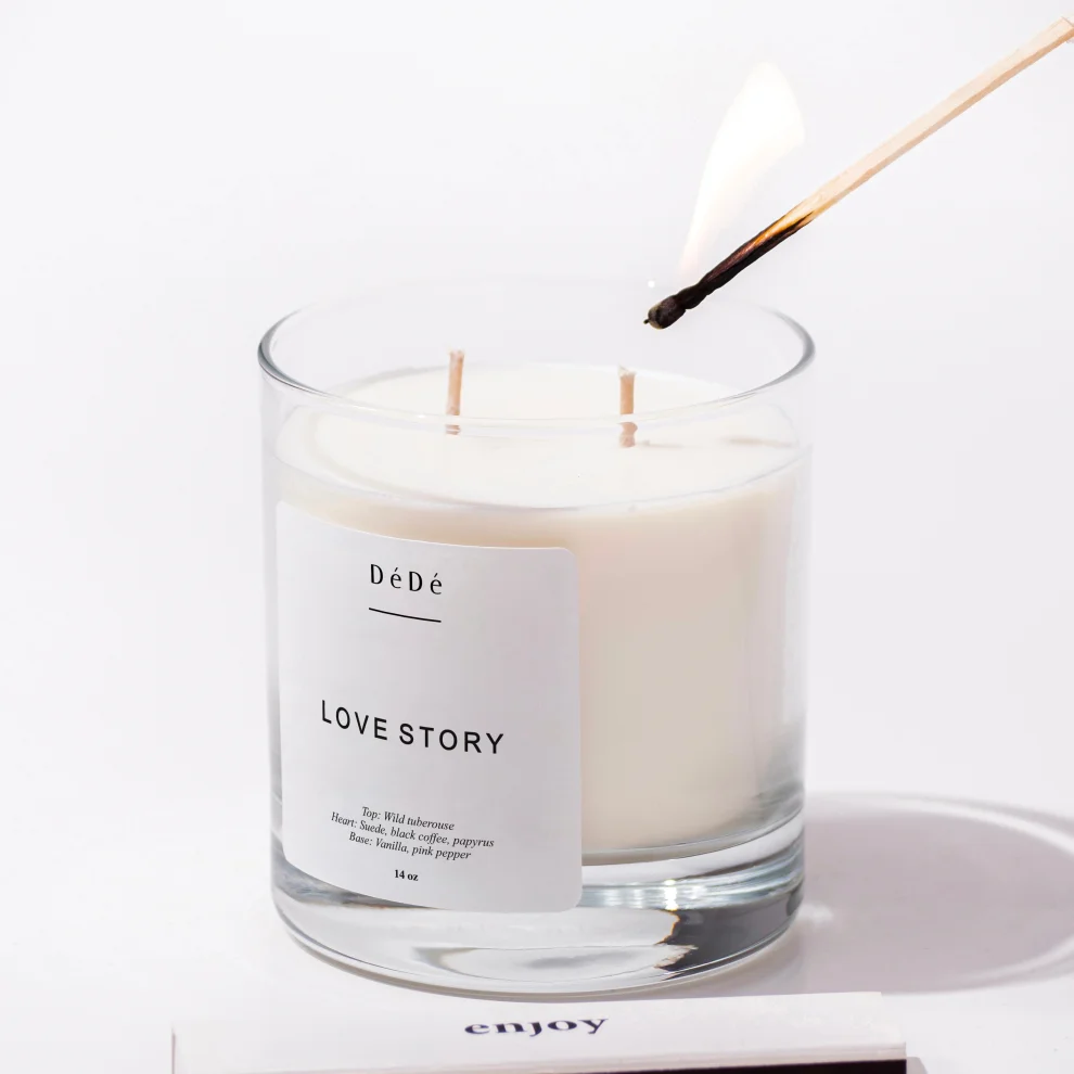 DeDe Candle & Body - Love Story Soy Candle