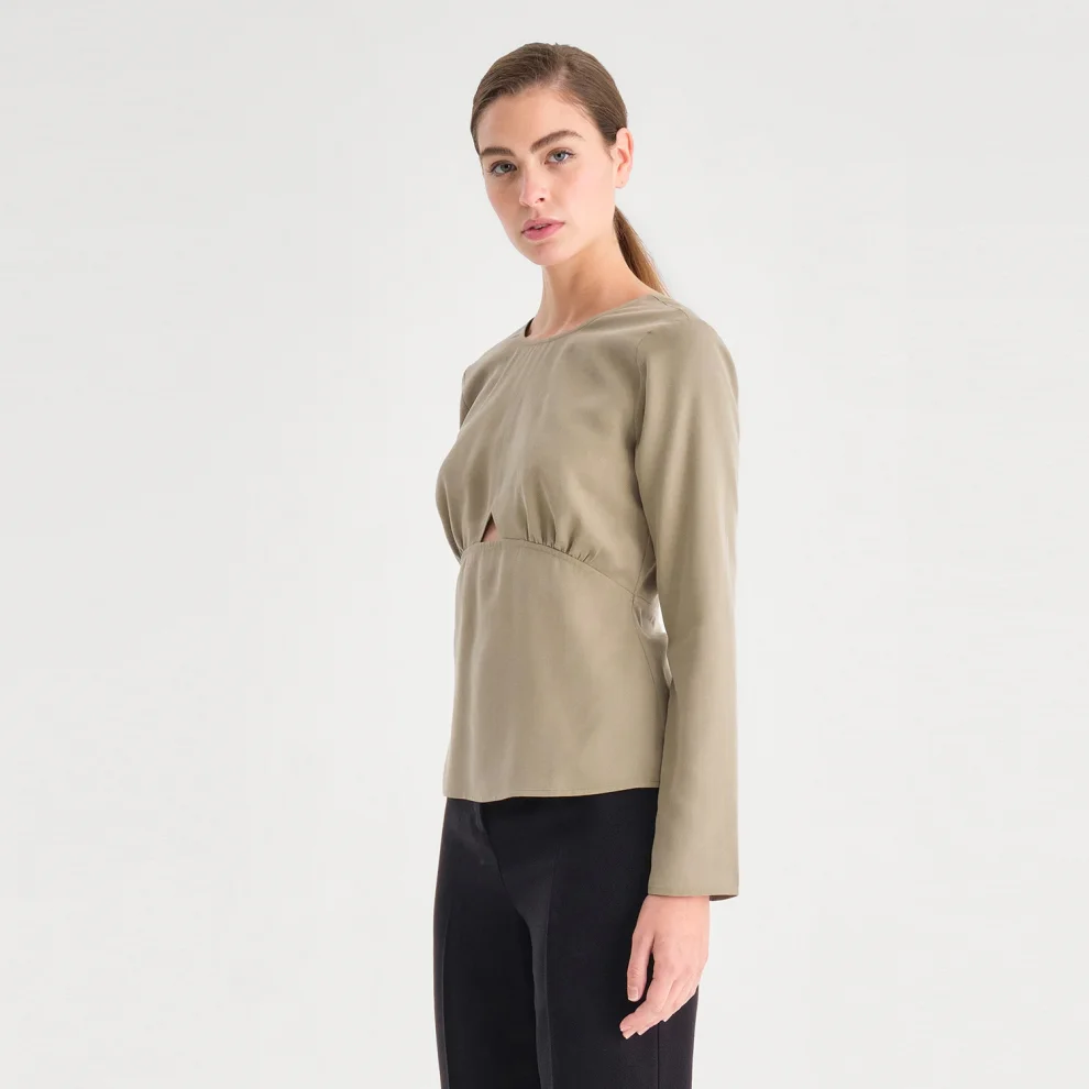 House of IKA - Cut-out Blouse