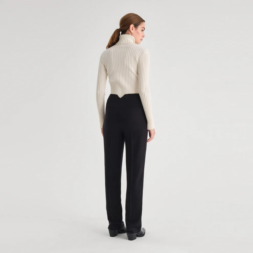 House of IKA - Tencel Straight-leg Pants