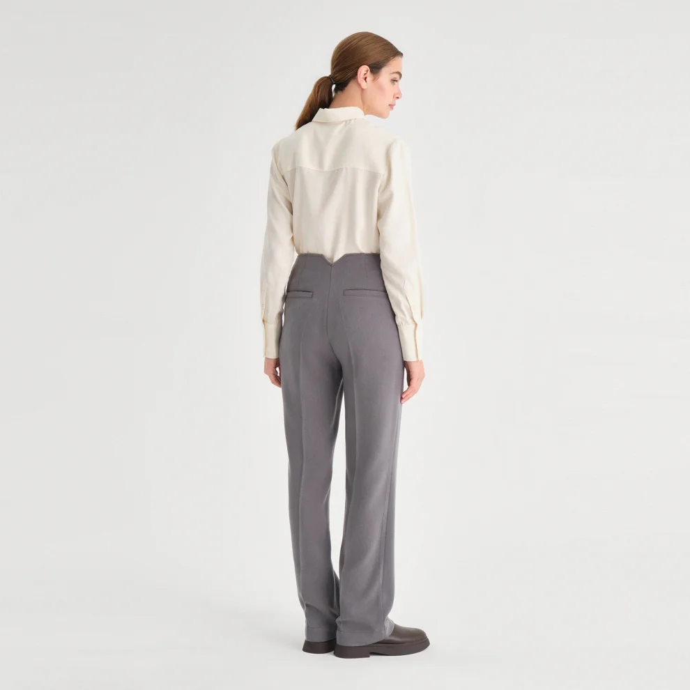 House of IKA - Tencel Straight-leg Pants