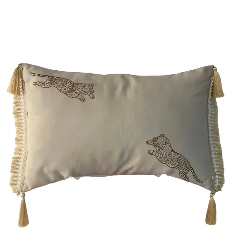Lua - Cheetah Pillow