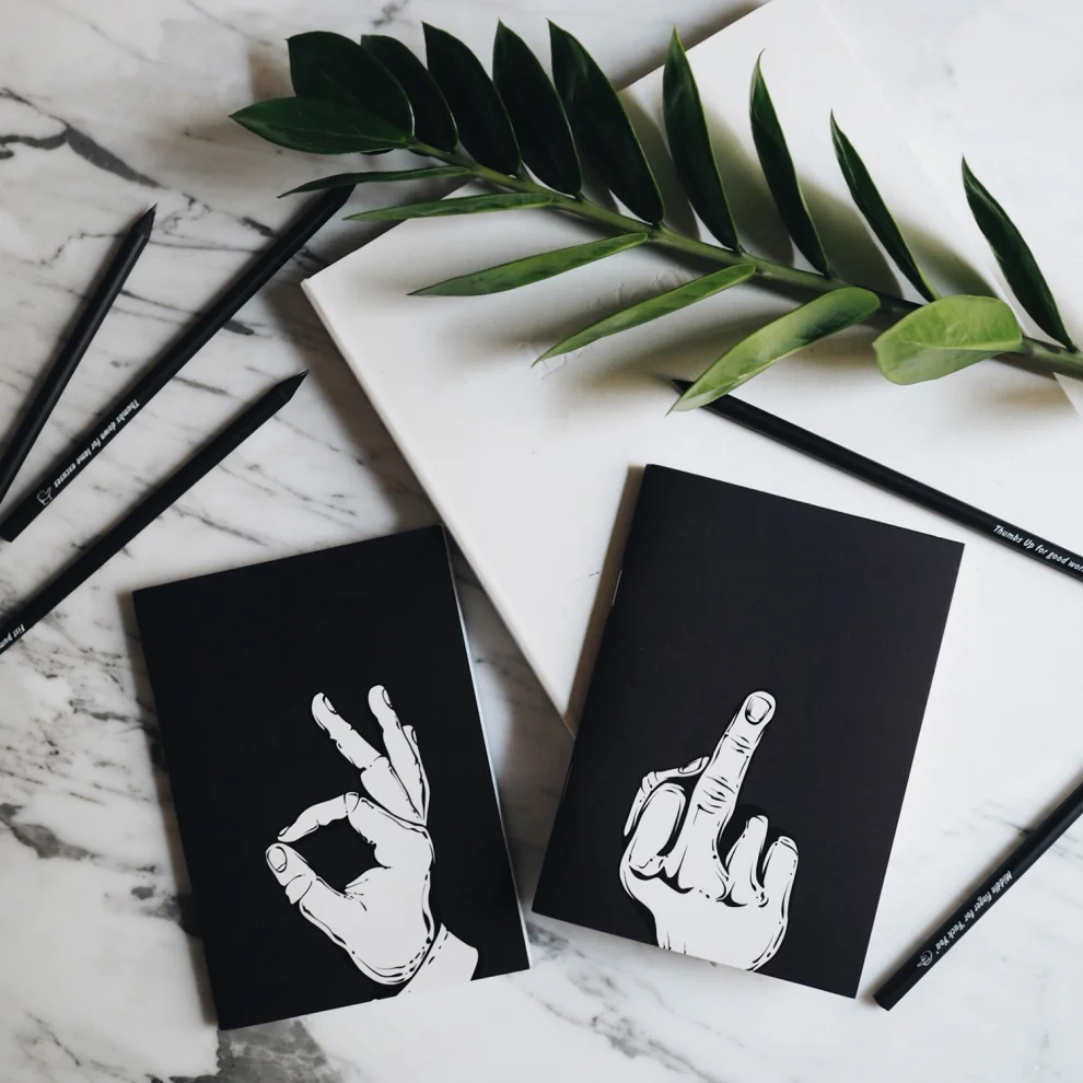 PK Design - Talk To The Hand Defter Kalem Çanta Paketi: Middle Finger