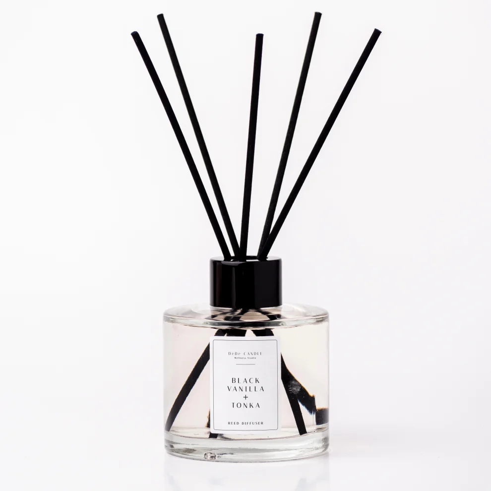 DeDe Candle & Body - Black Vanilla + Tonka Diffuser