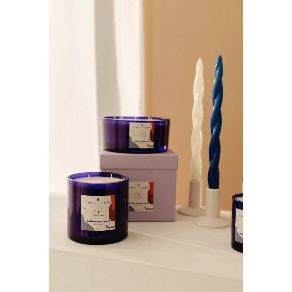 Candle and Friends - No.7 Indian Sandalwood  Special Edition Dört Fitilli Cam Mum