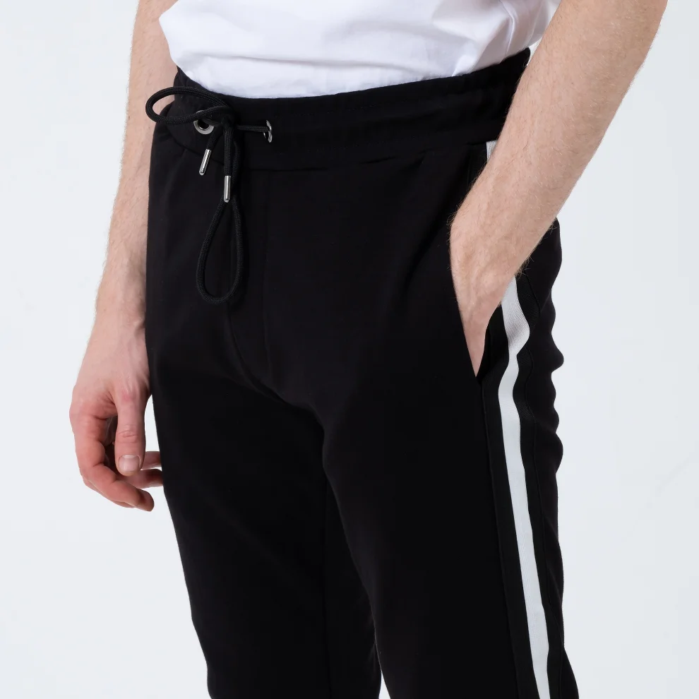 Tbasic - Striped Tb Jogger