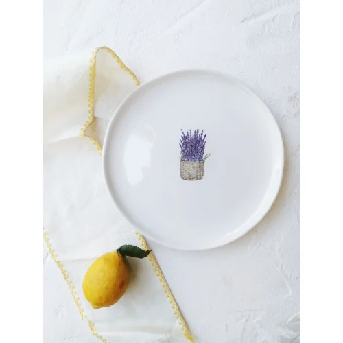 Fusska Handmade Ceramics - Lavender Plate -ıv