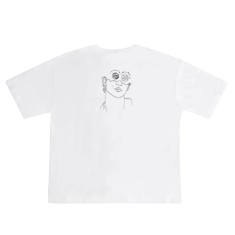 Jue Studio - Gaia Unisex Oversize Tshirt