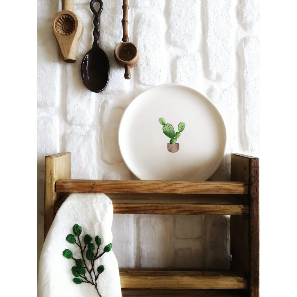 Fusska Handmade Ceramics - Cactus Plate - V