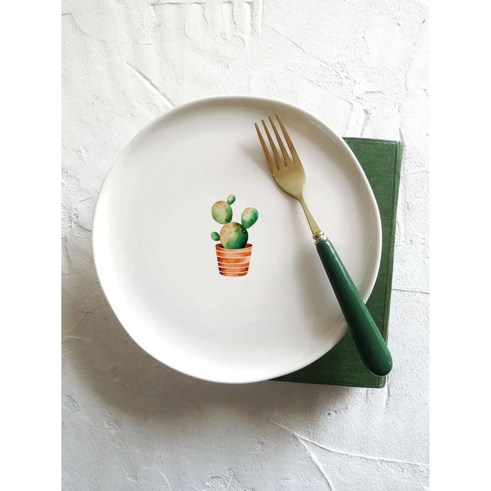 Fusska Handmade Ceramics - Cactus Plate - Vl