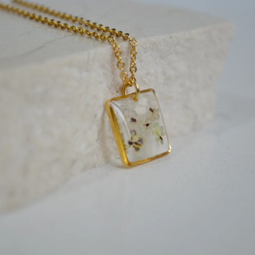 Fiorel Design - Real Flower Square Necklace - Teeny Weeny Lilac