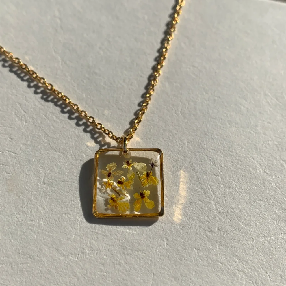 Fiorel Design - Real Flower Square Necklace - Teeny Weeny Yellow
