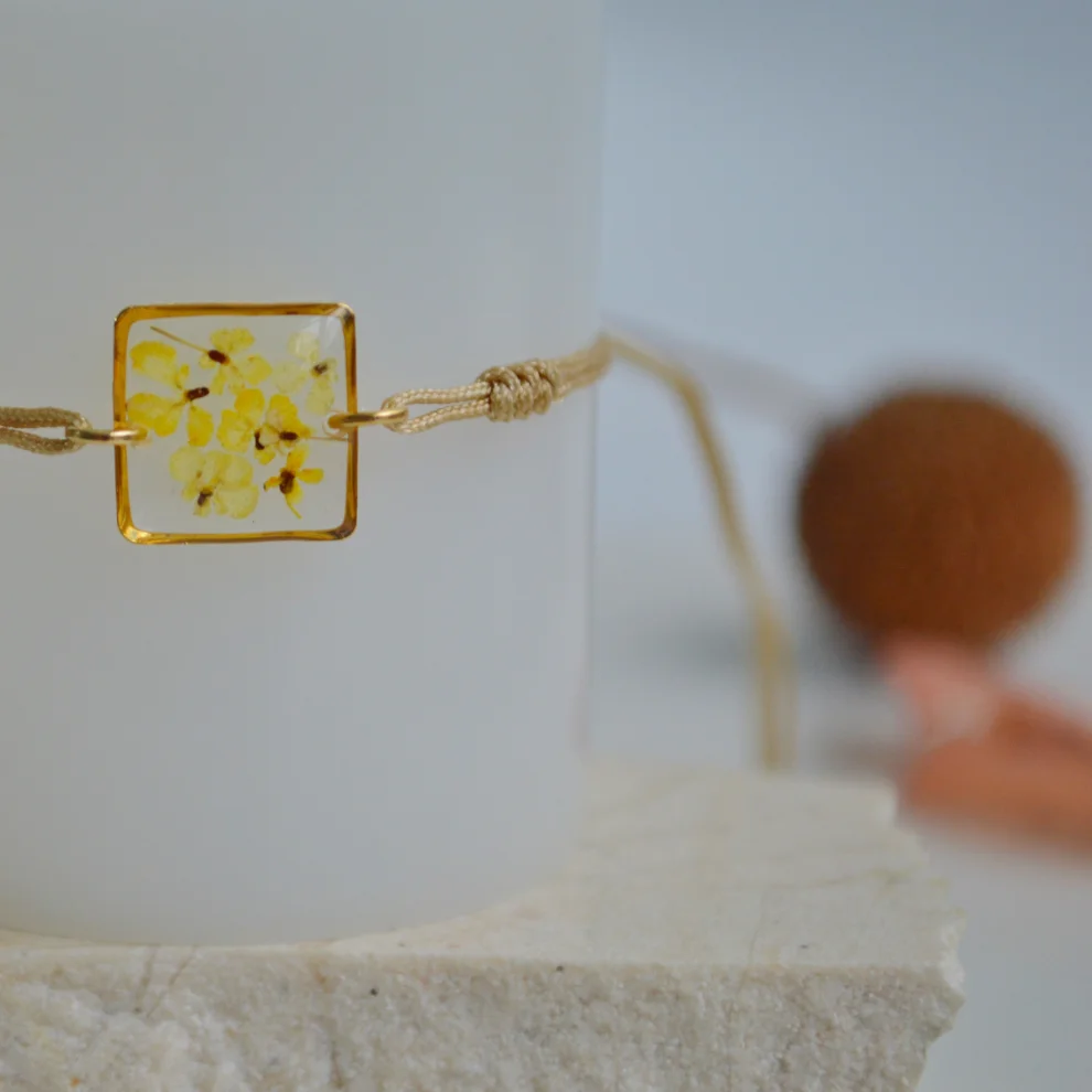 Fiorel Design - Real Flower Tiny Garden Square Bracelet