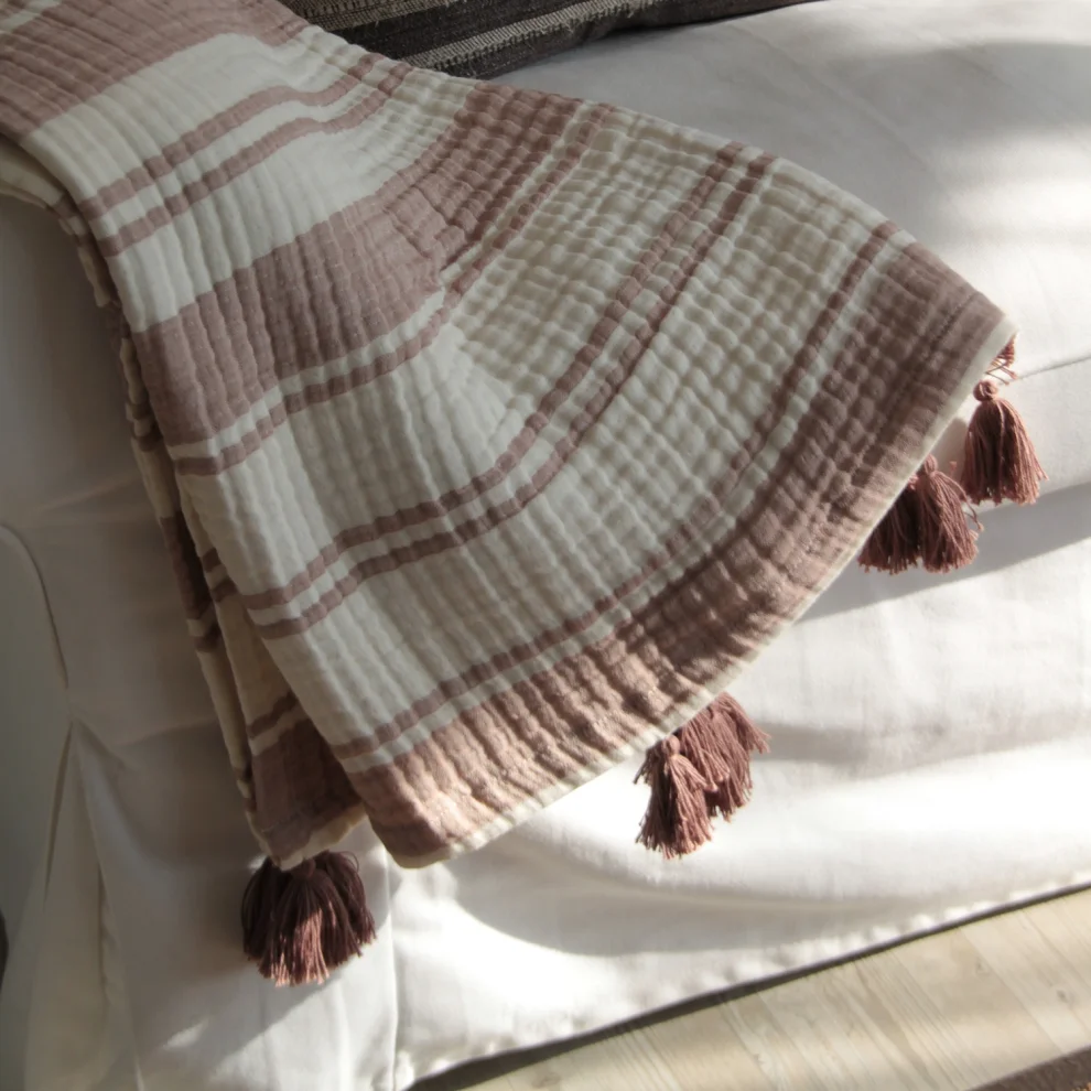 Home and Rituals - Striped 4 Layer Muslin Throw
