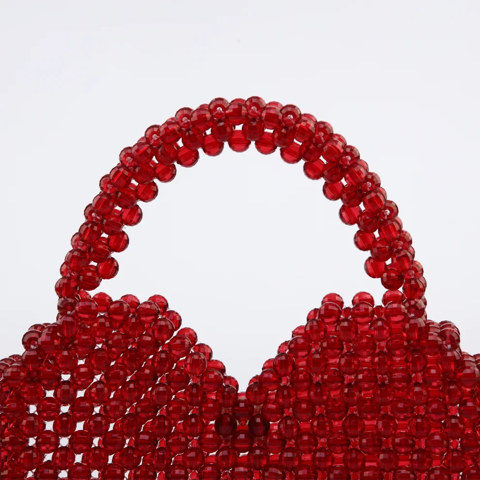 Ava Villain - Eros Heart Beaded Bag